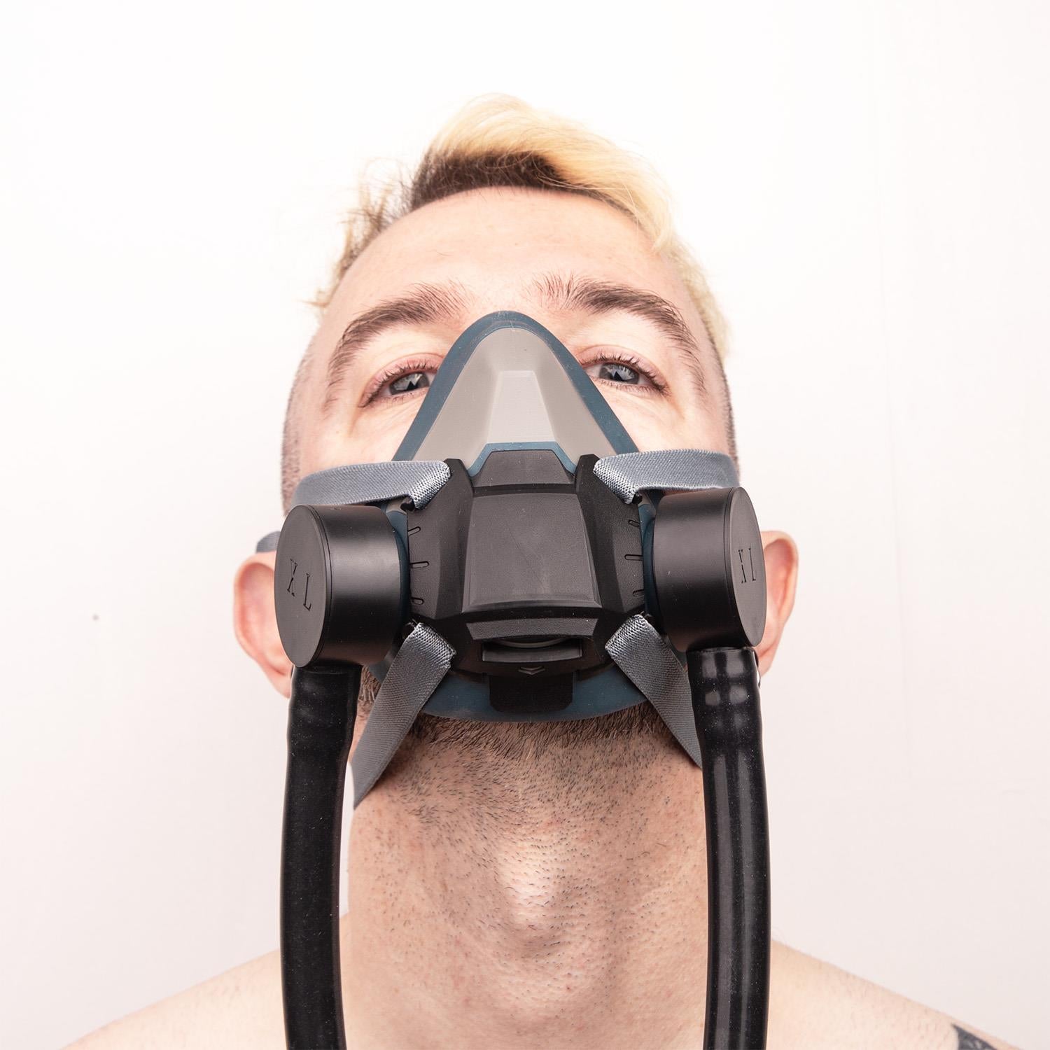 Half mask respirator kit by REGULATION Poppers